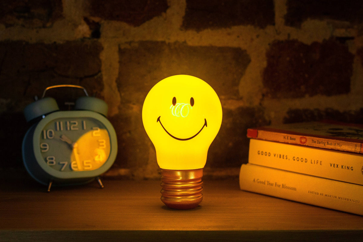CORDLESS SMILEY® LIGHTBULB