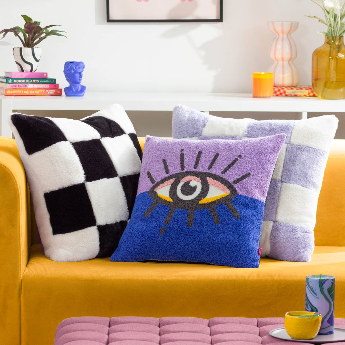 All Eyes On You Boucle Cushion Lilac/Blue