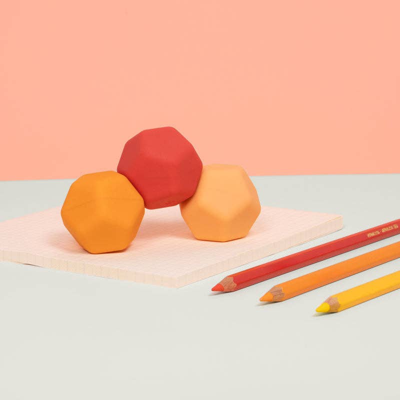 SPEKS. Odds Soft Silicone Fidget Magnets: Orange Planes / Single