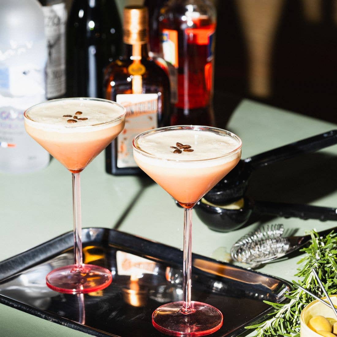 Cocktail Glass Claude | set of 2 | pink | Martini glasses: Glass