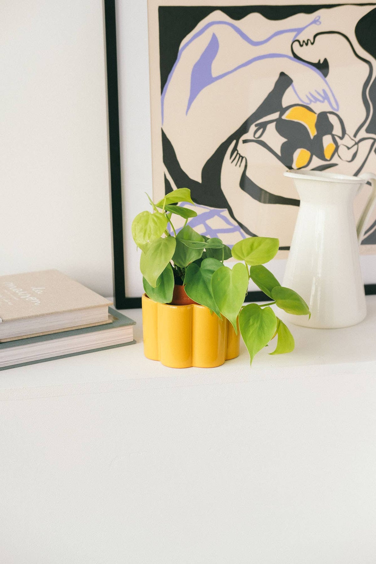 Self-watering pot Paula - Mustard yellow