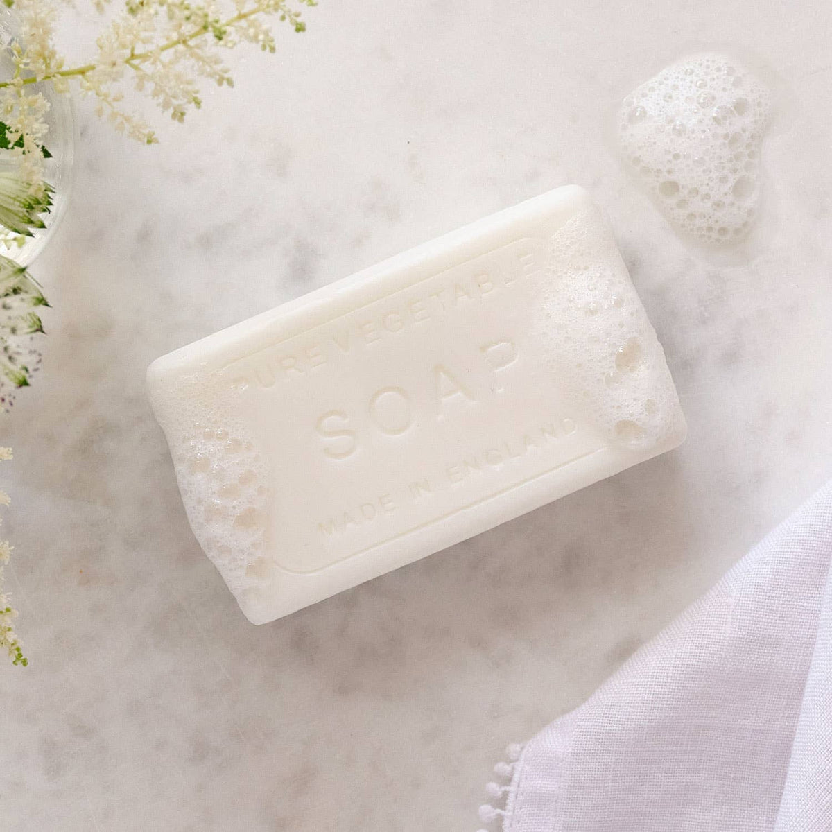 London Bus Luxury Soap Rhubarb & Custard