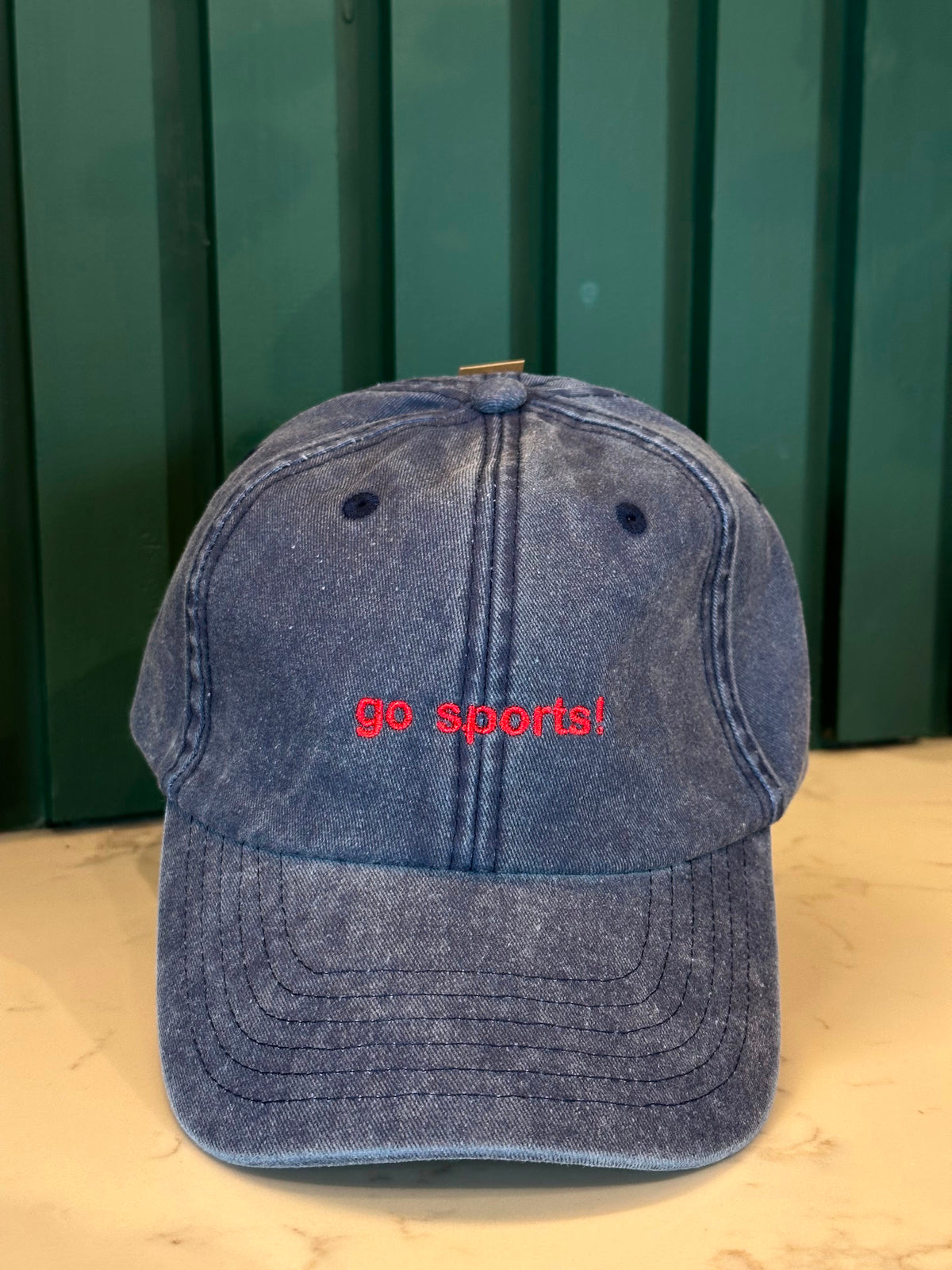 “go sports” Cap: Dark Denim Blue