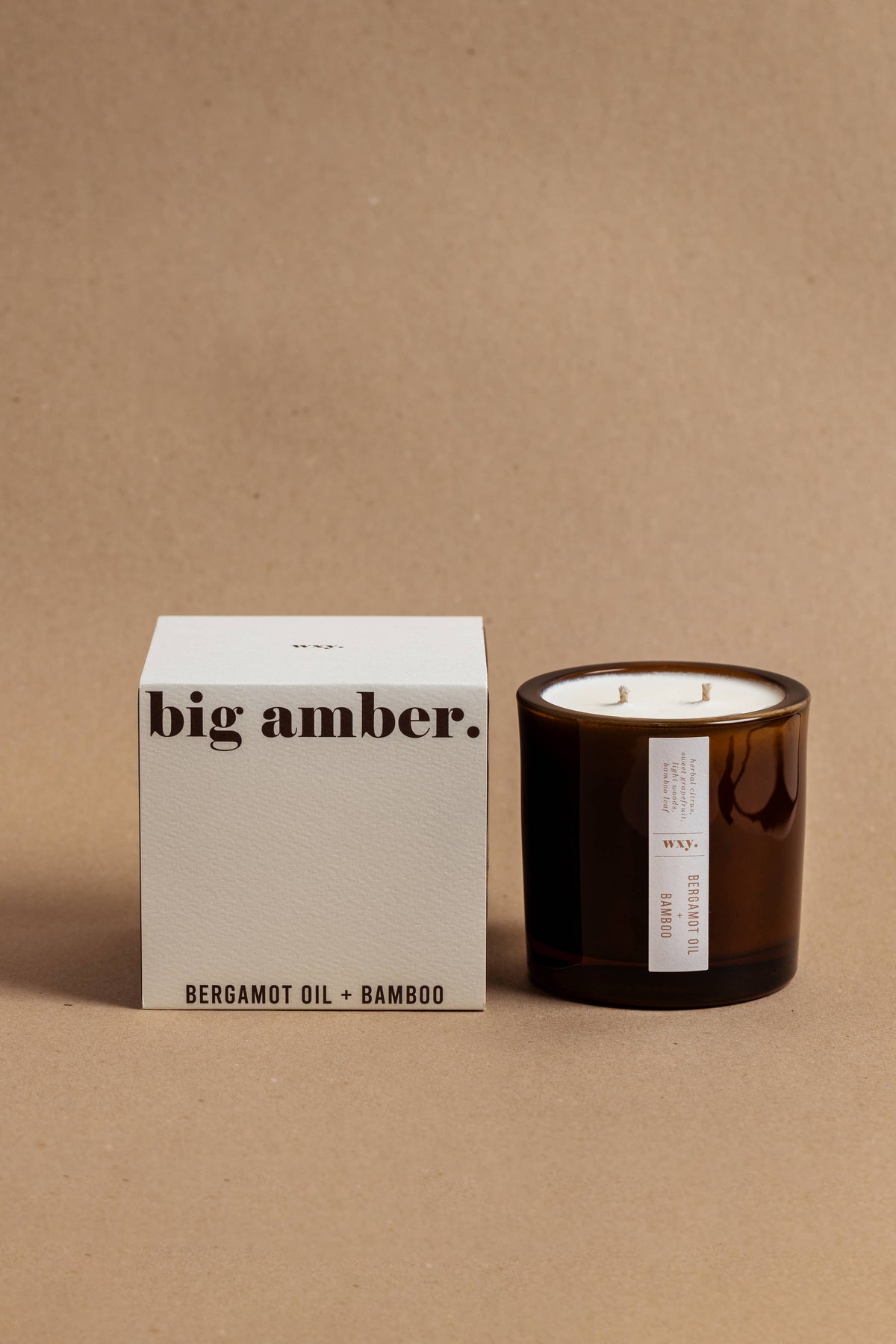 Big Amber Candle: Bamboo and Bergamot