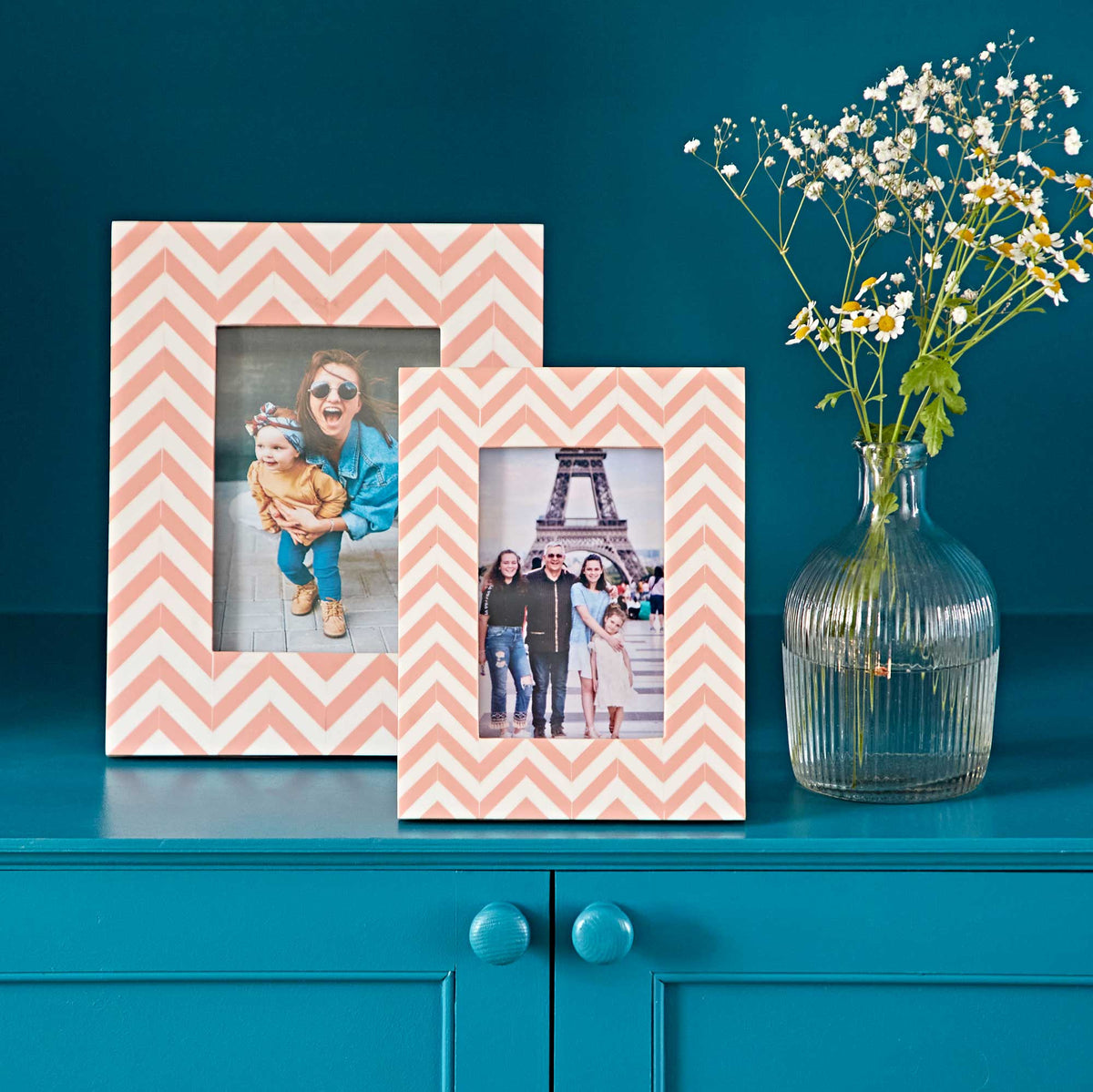 Handmade Chevron Patterned Photo Frame: Pink - 6x4 Inch