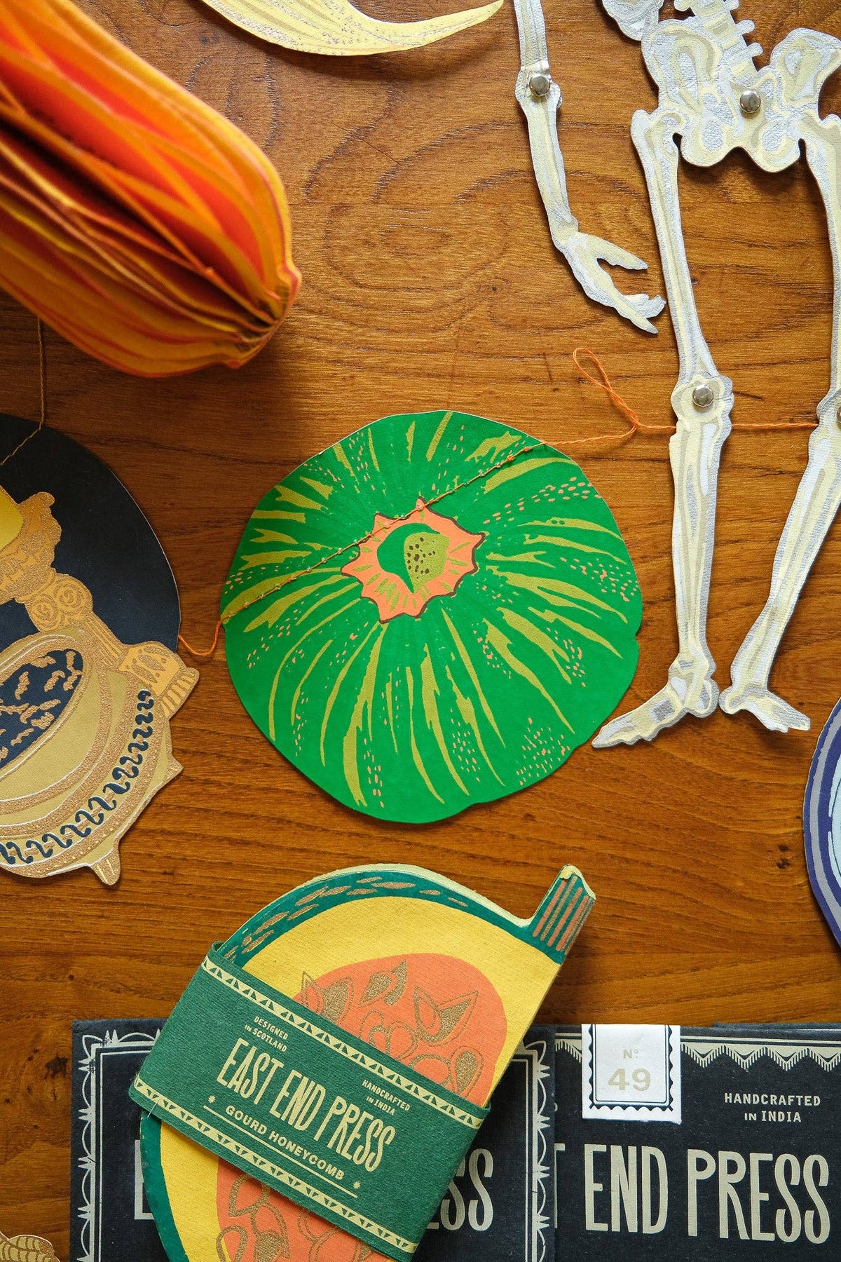 UK/EU: Pumpkin Sewn Garland