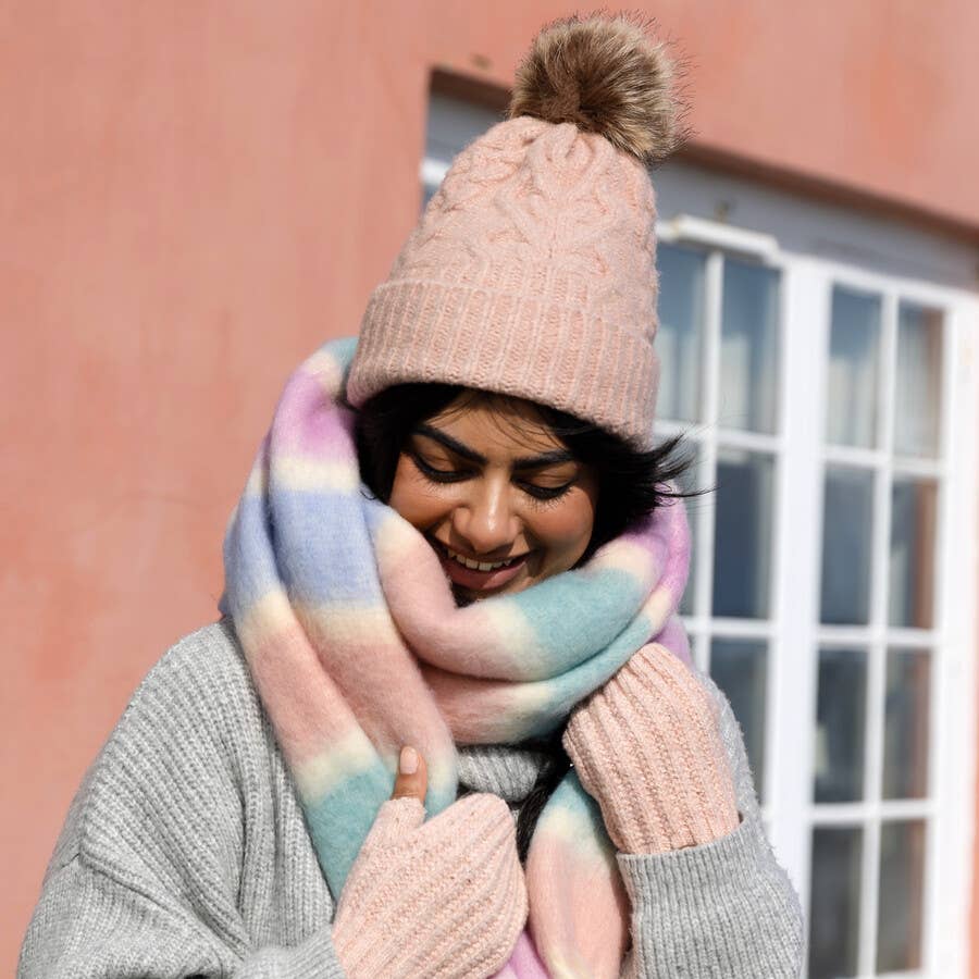 Pink Cable Knit Pom Pom Bobble Hat