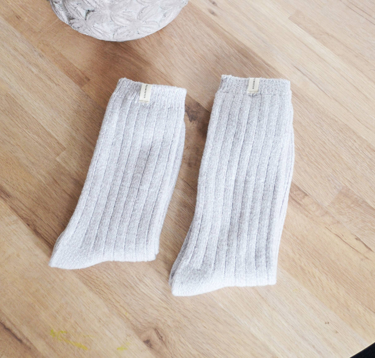Super Soft Snug Socks: Men's Grey 7-11