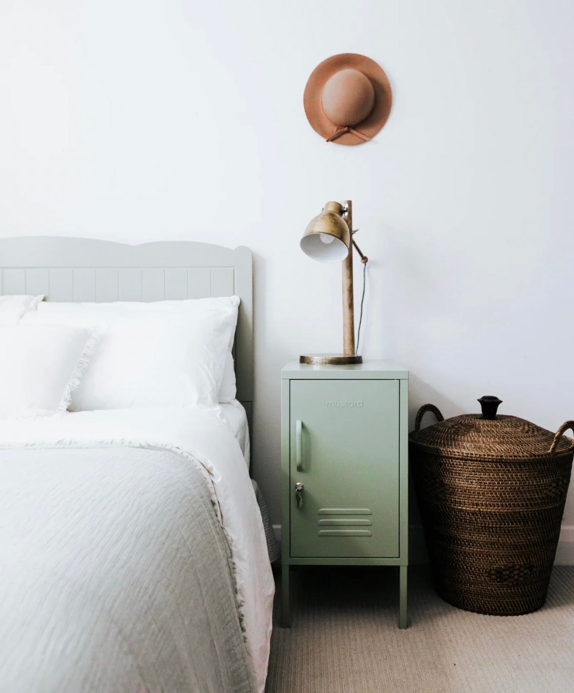 The Shorty - In Sage