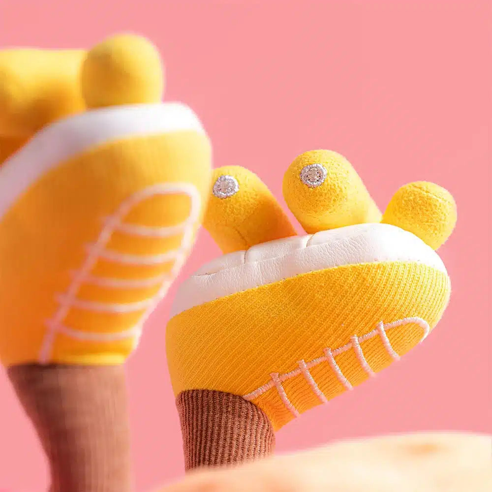 Jellycat Amuseables Sun ‘Roller Skates’ (30cm)