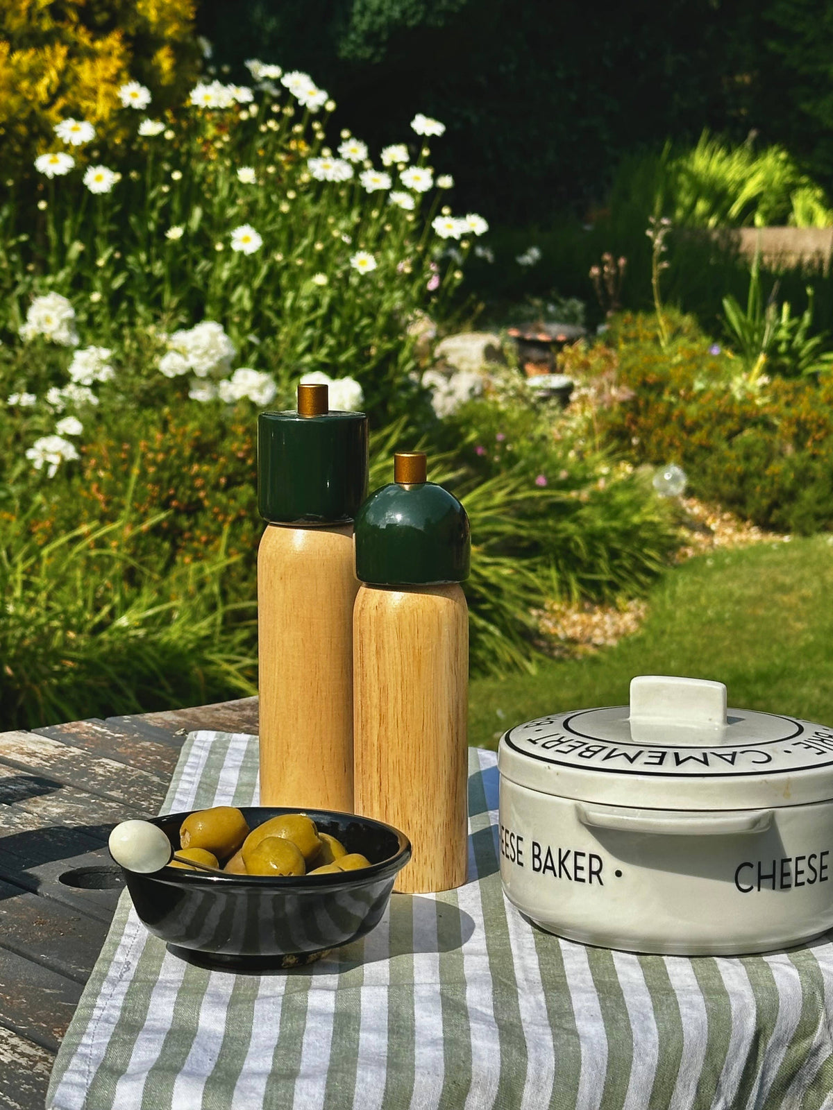 Salt &amp; Pepper Grinder - Green &amp; Gold