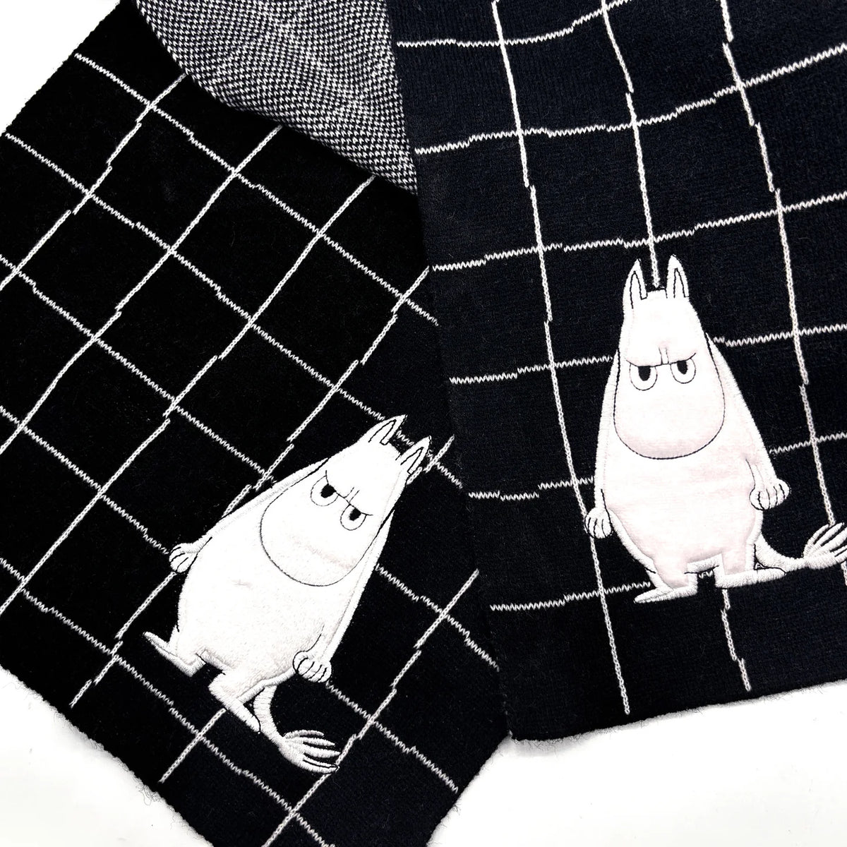 Moomin Embellished Angry Scarf