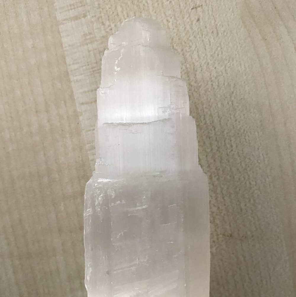 Selenite Mountain: 15cm
