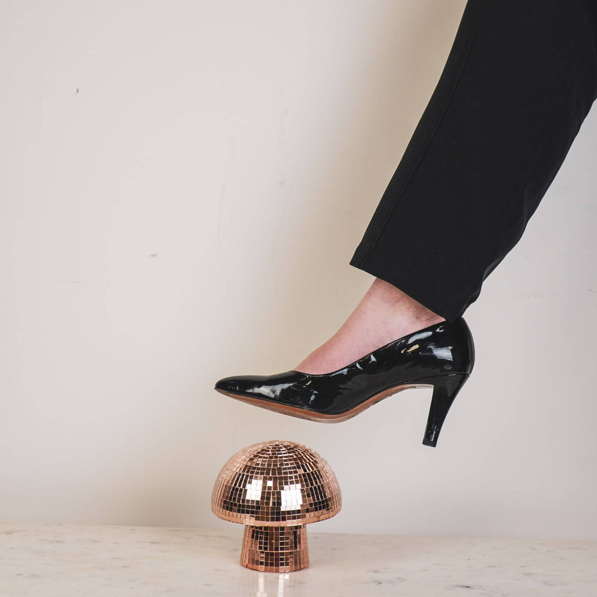Ornament - Disco -Mushroom -Glass - Rose Gold- 14x14x14cm
