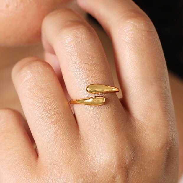 Adjustable Sterling Silver Teardrop Wrap Ring in Gold