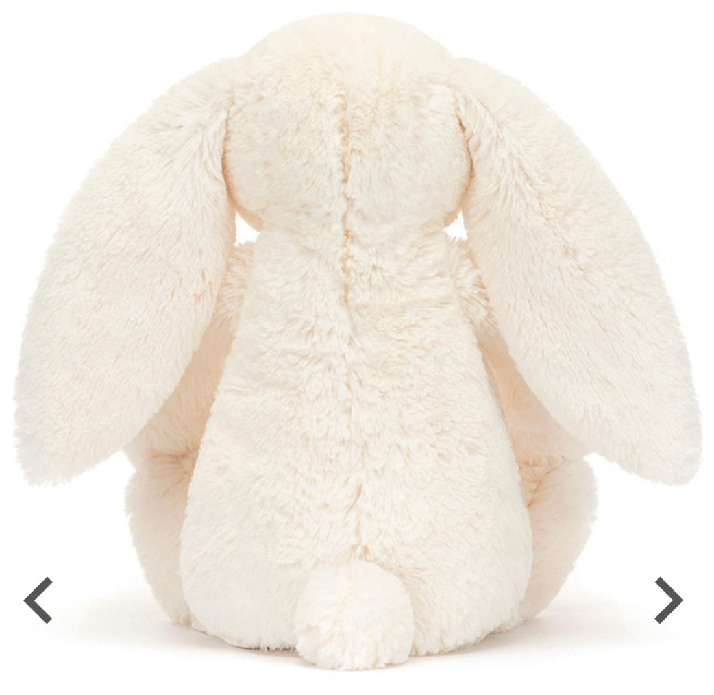 Blossom Cream Bunny 'Berry'