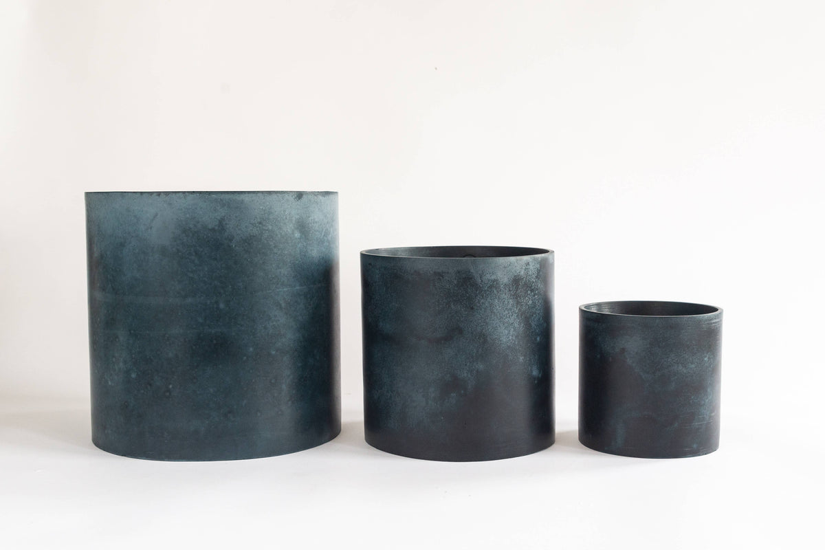 Hand-cast indoor plant pot | Midnight Blue
