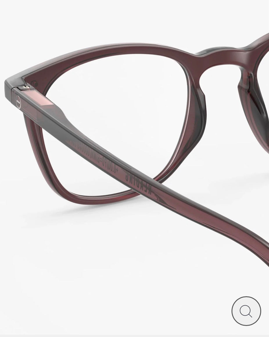 #E READING Old Leather