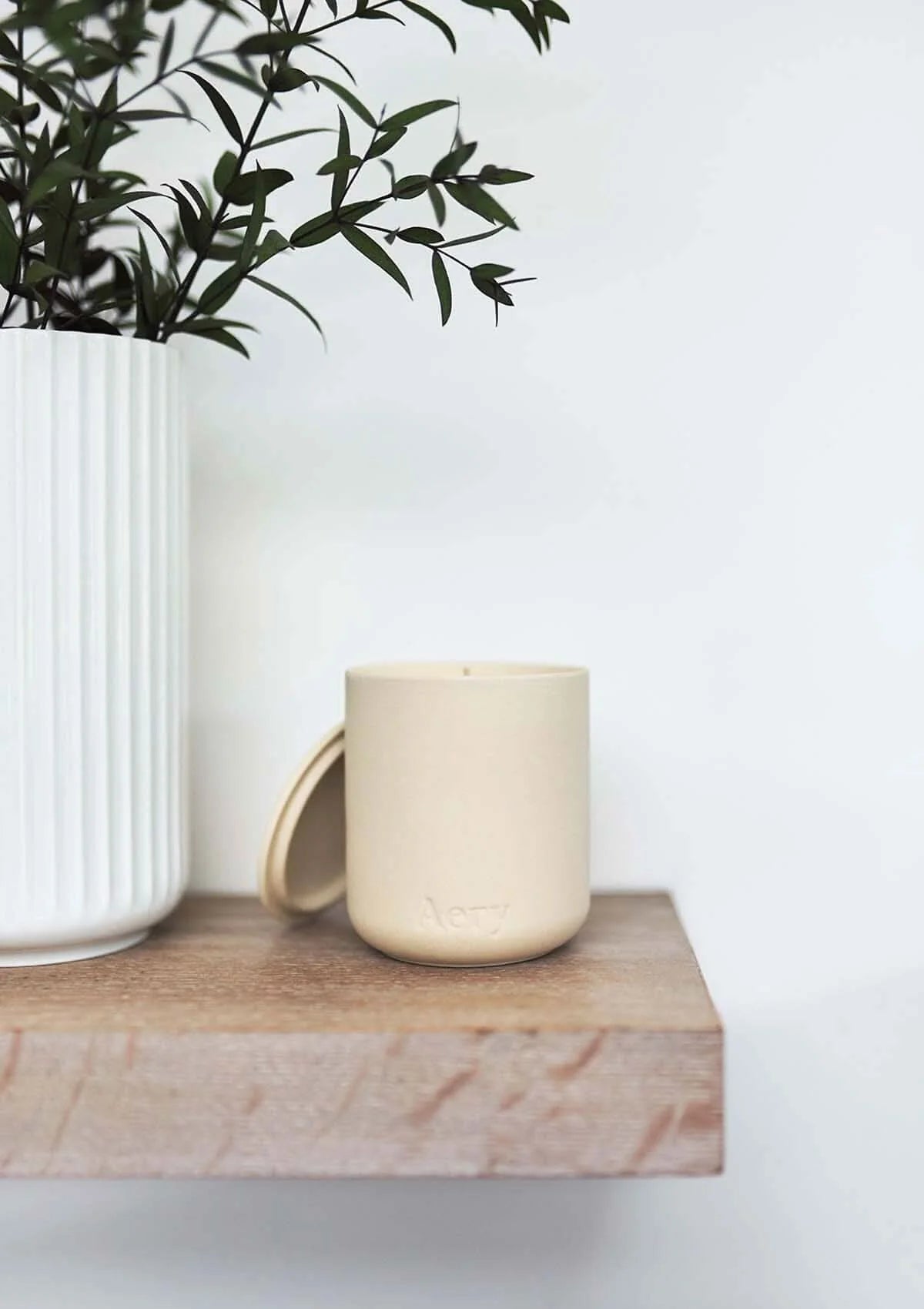 Fernweh Himalayan Cederleaf Scented Candle
