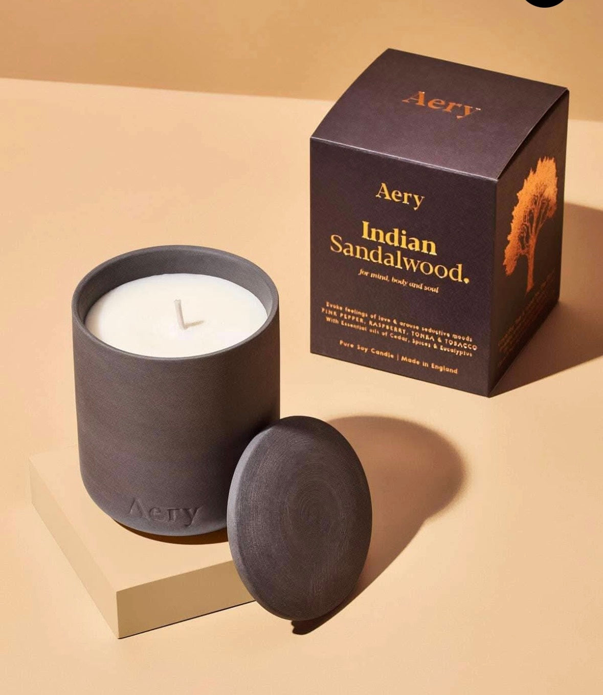 Fernweh Indian Sandalwood Scented Candle
