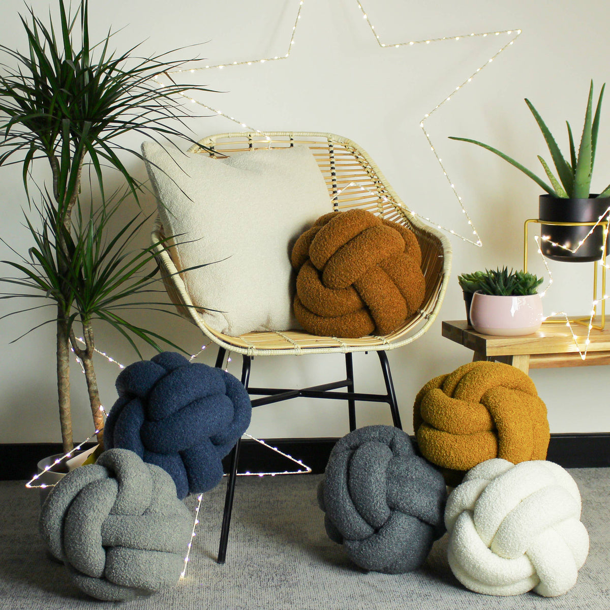 Boucle Knot Fleece Cushion Ginger