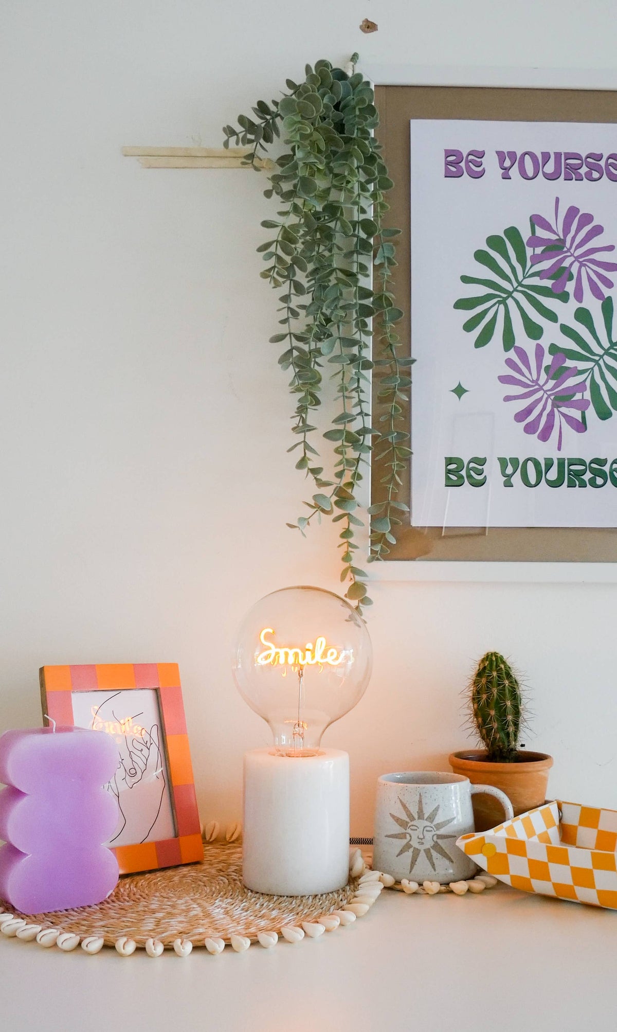 LED Text Light Bulbs- Screw Down