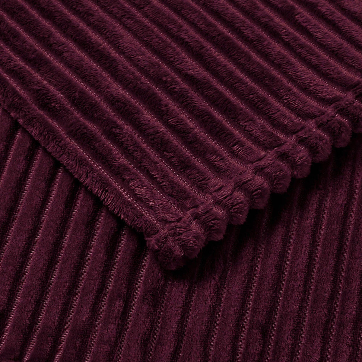 Morritz Bedspread in Burgundy 130 x 180cm