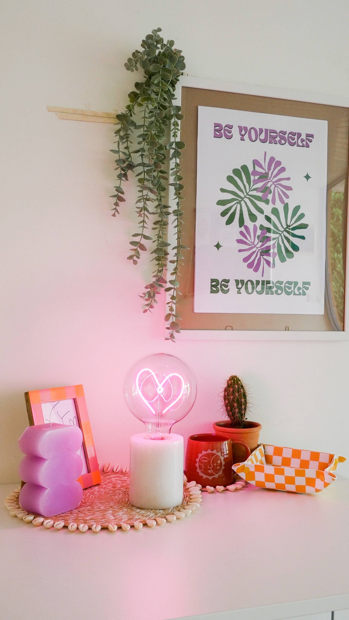 LED Text Light Bulbs- Screw Down