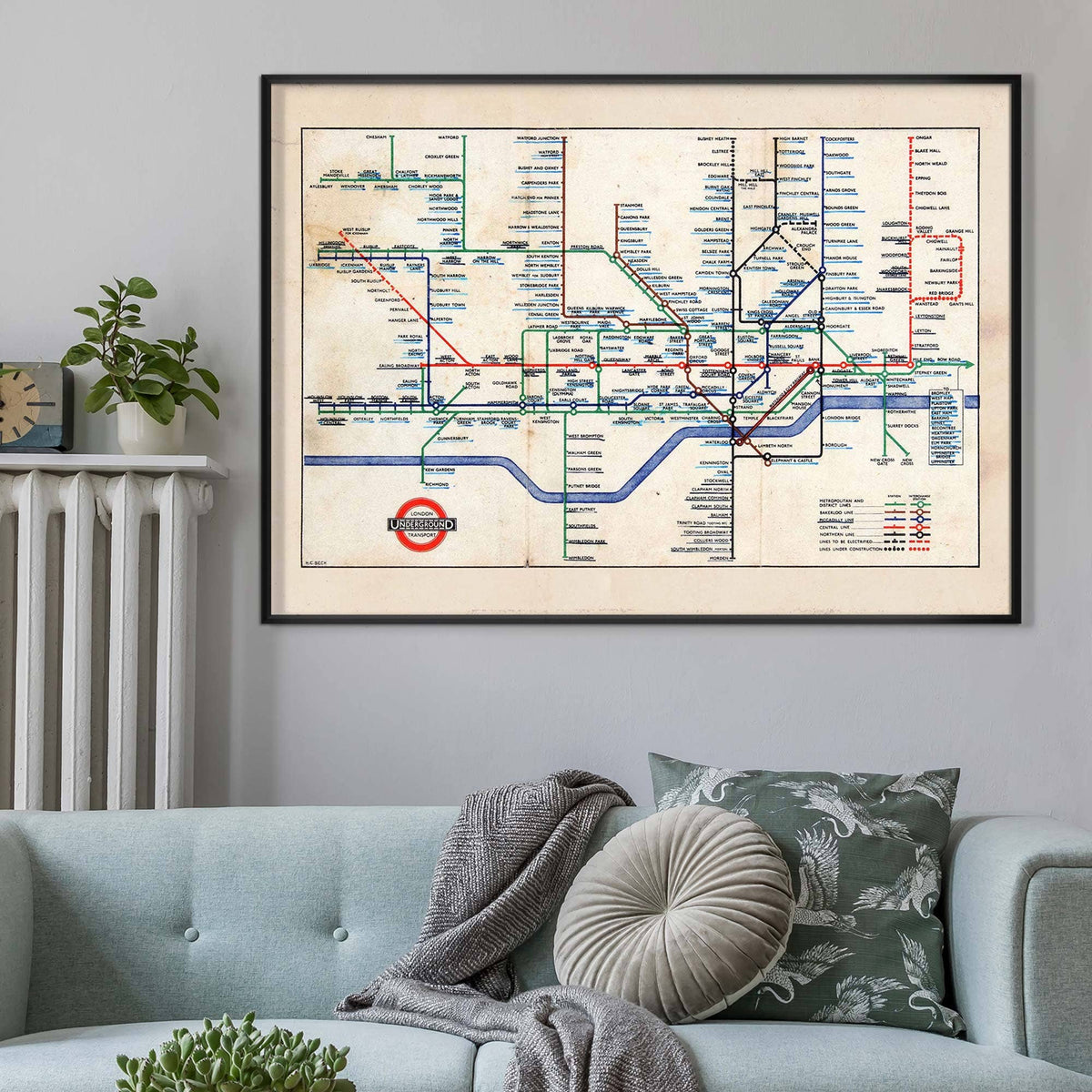 1947 London Underground Map: Matte / 11 ¾ x 15 ¾ in | 30x40 cm